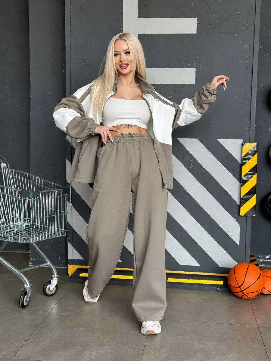 Ladies sporty set made of high-performance fleece material with zipper Ivyshape