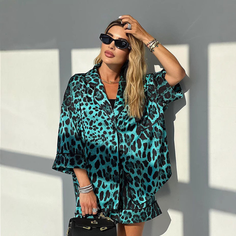 Women Satin Short Sleeve Blouse with Leopard Print and Casual Cut Ivyshape
