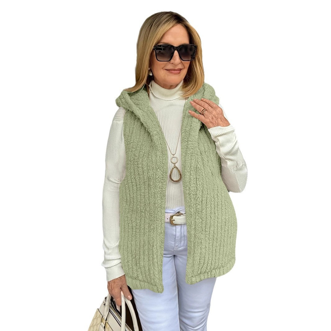 Women cuddly vest with hood Ivyshape