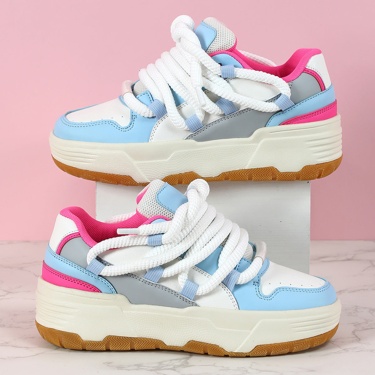 Ladies sporty platform sneakers Ivyshape