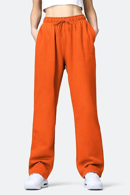 Women's comfortable sports pants with elastic waistband and practical pockets Ivyshape