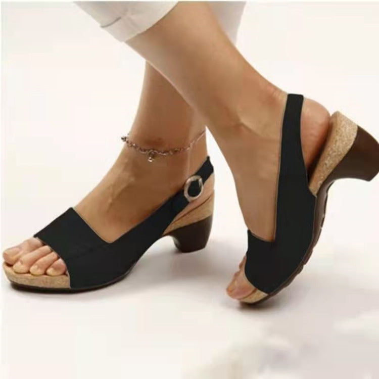 Women's Comfortable Heeled Sandals with Anatomical Footbed and Elegant Strap Ivyshape
