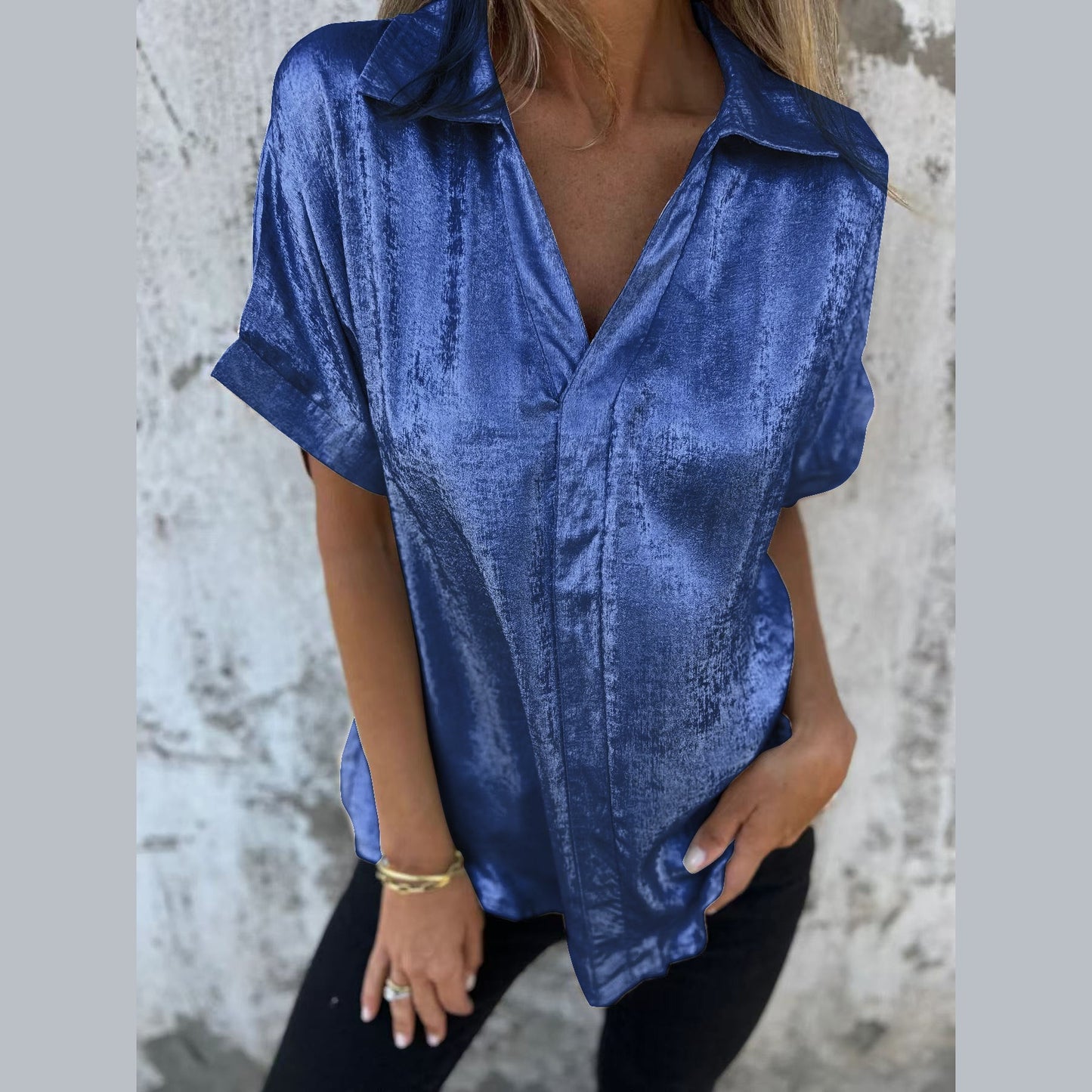 Women Elegant Short Sleeve Blouse made of Shiny Material Ivyshape