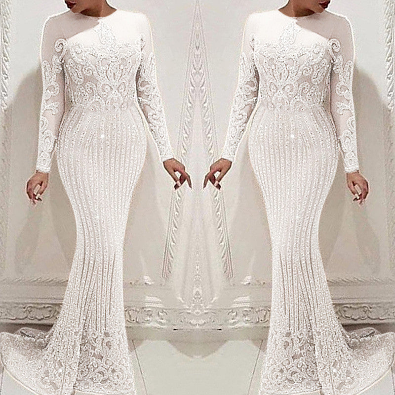 Ladies elegant floor-length evening dress with glitter and lace details Ivyshape