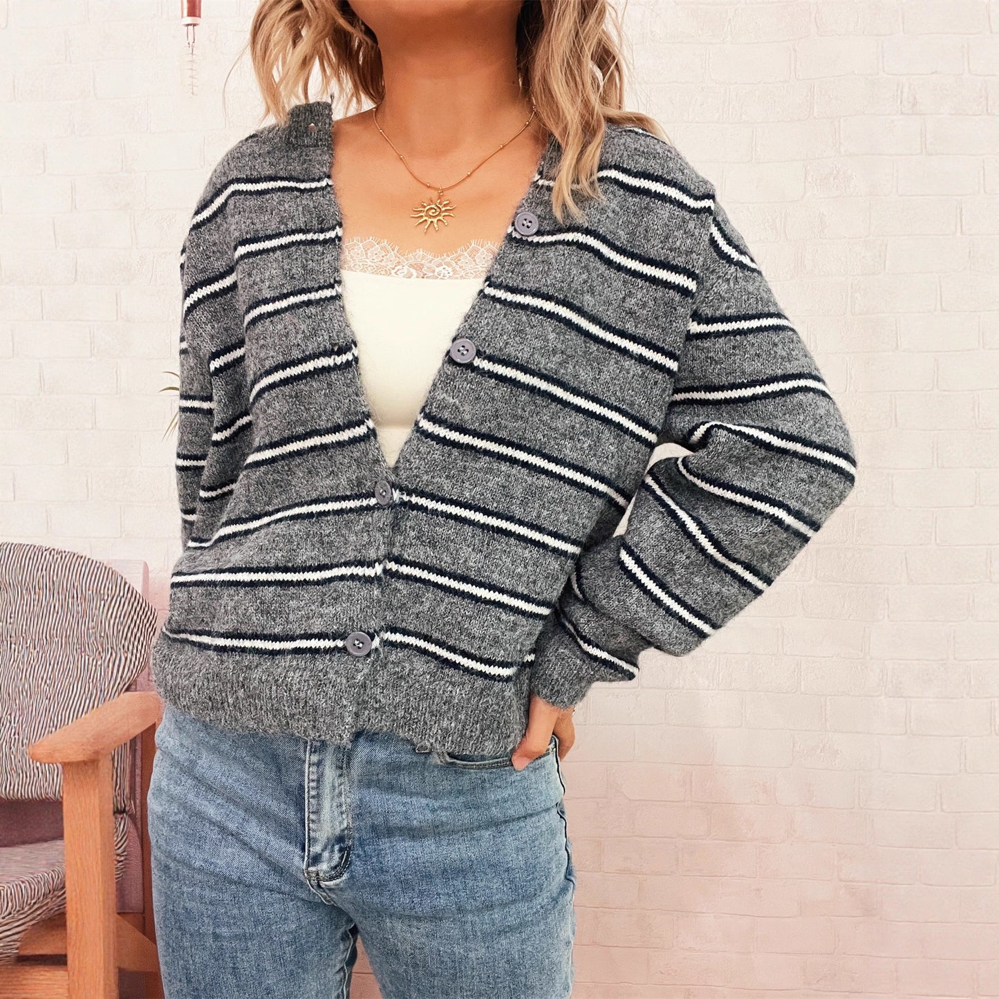 Women's Long-Sleeve Knitted Cardigan with Fashionable Stripe Pattern Ivyshape