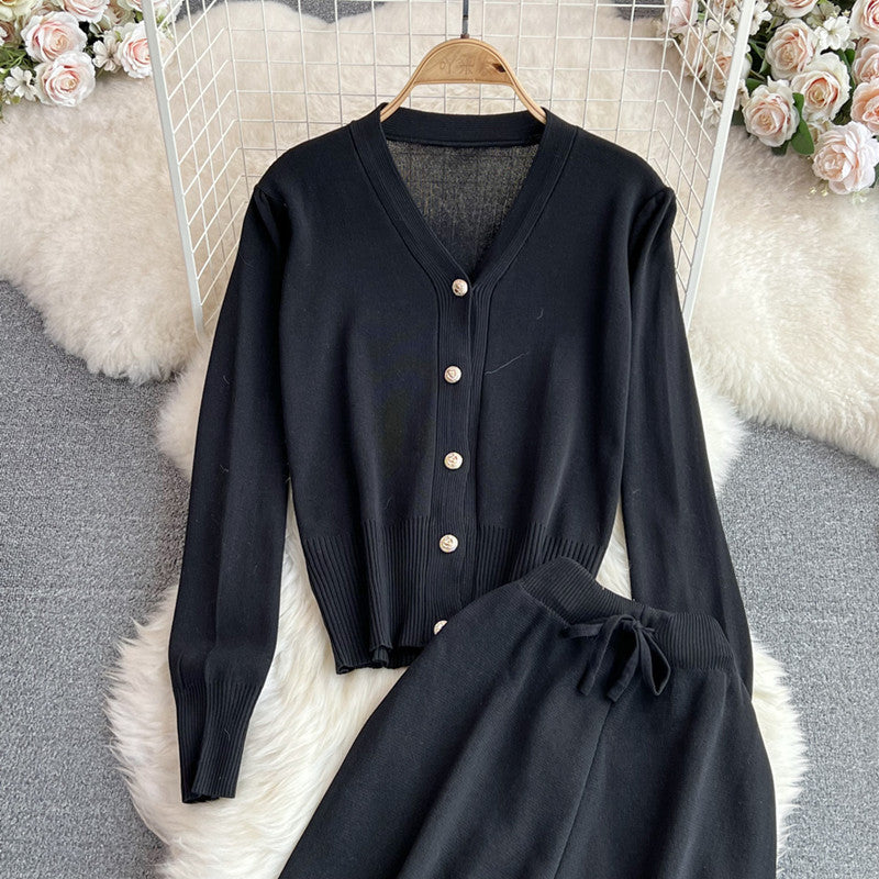 Women's knitted jumpsuit with wide leg and button placket Ivyshape