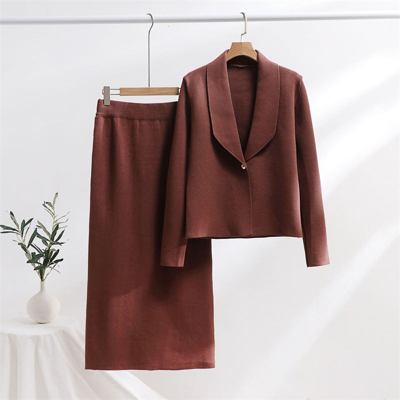 Ladies elegant knit ensemble with blazer and midi skirt Ivyshape
