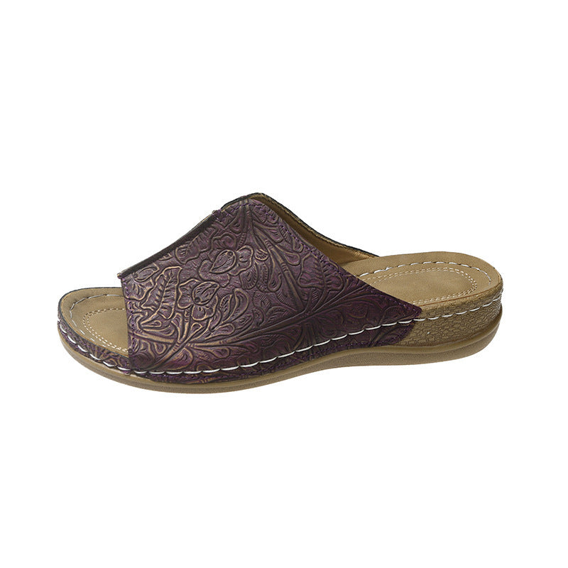 Ladies' clog sandals with fashionable pattern and flexible footbed Ivyshape
