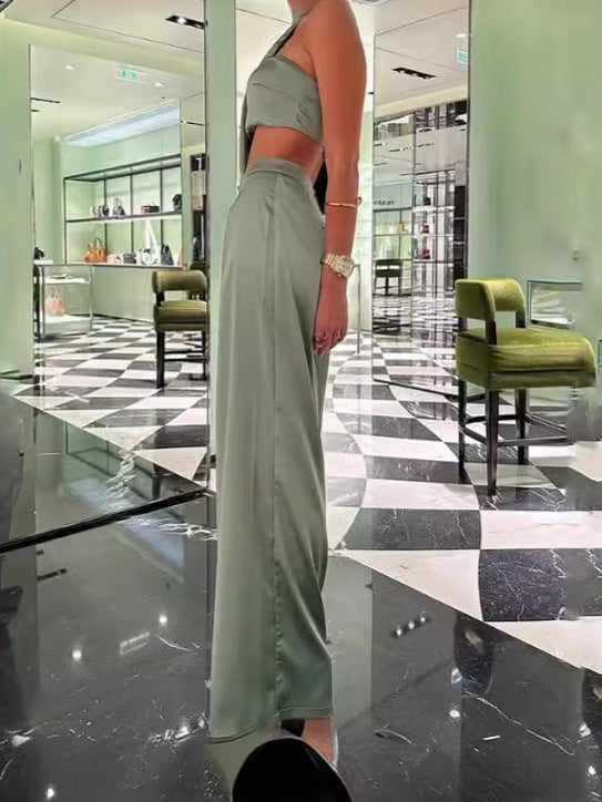 Women Stylish Two-Piece Outfit with Cropped Top and Silk Finish Ivyshape