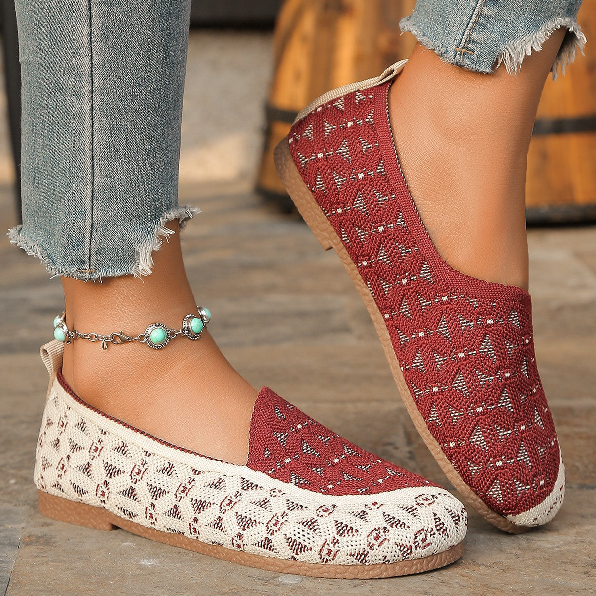 Women's Breathable Slip-On Shoes with Fashionable Knit Design Ivyshape