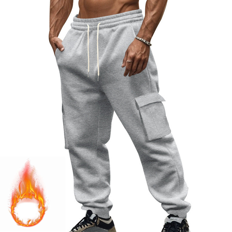 Men's cargo jogging pants with practical side pockets and adjustable drawstring Ivyshape