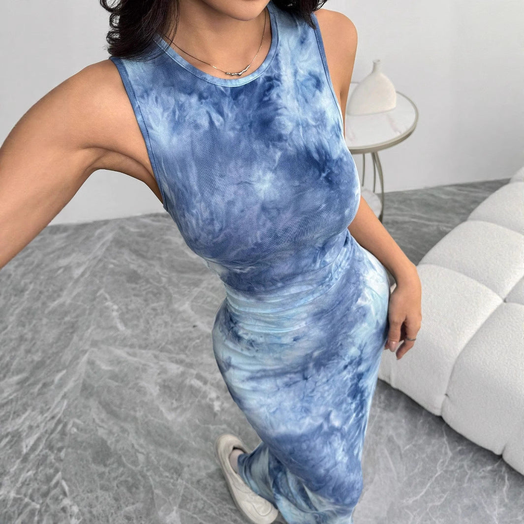 Women Elegant and figure-hugging maxi dress in modern tie-dye design Ivyshape