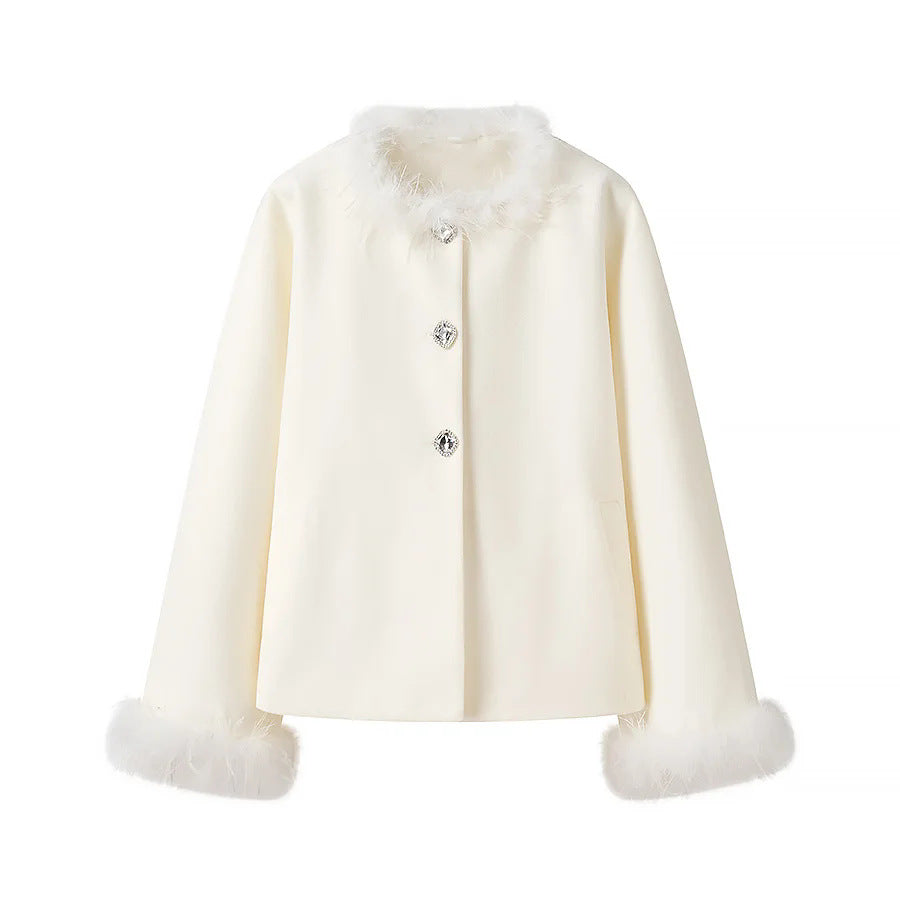 Women elegant wool jacket with fluffy collar and practical pockets Ivyshape