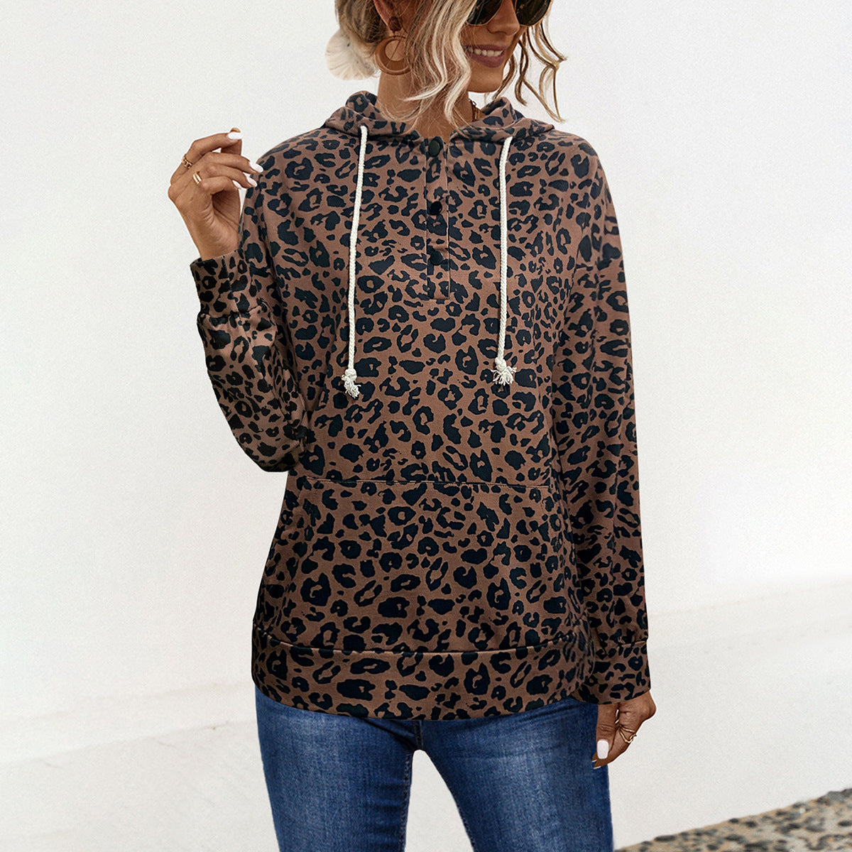 Women's hoodie with exclusive animal print and comfortable fit Ivyshape