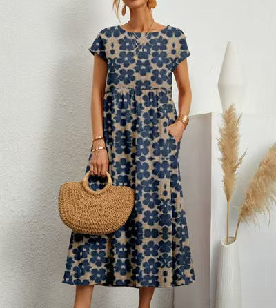 Women’s maxi dress with casual cut and floral pattern Ivyshape