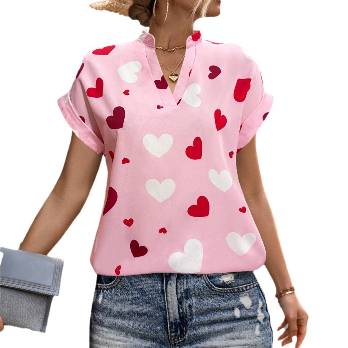 Ladies airy blouse shirt with heart-shaped print and loose fit Ivyshape
