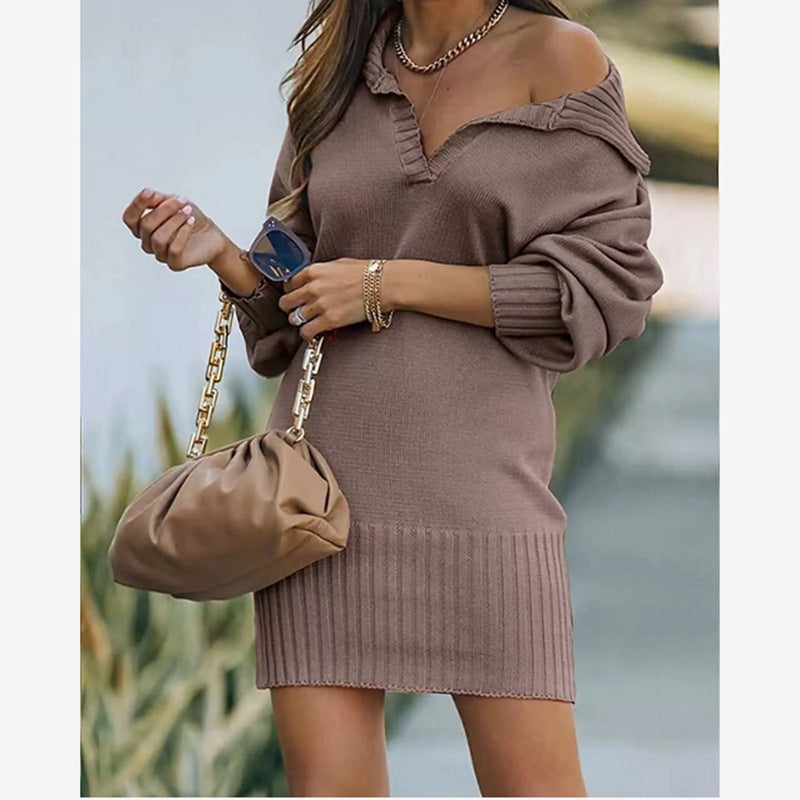 Women's knitted dress with playful V-neck and rolled edge Ivyshape