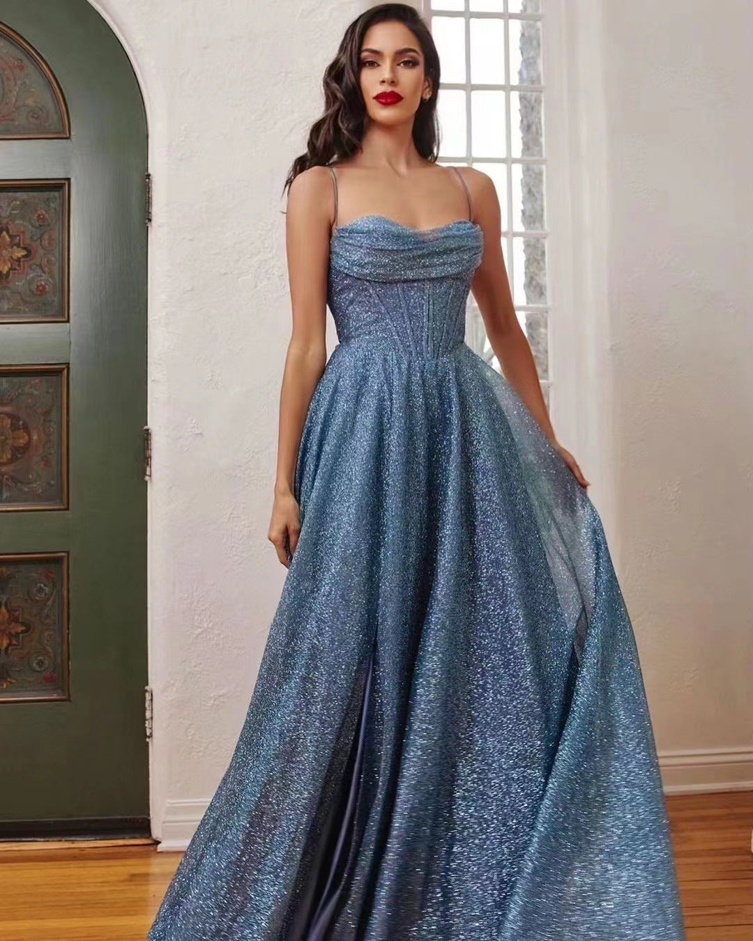 Women's Glamorous Evening Dress with Deep Back Cut and Glittering Fabric Ivyshape