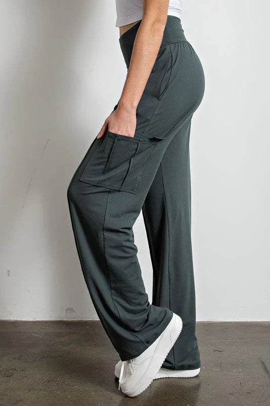 High-waisted cargo pants for women Ivyshape