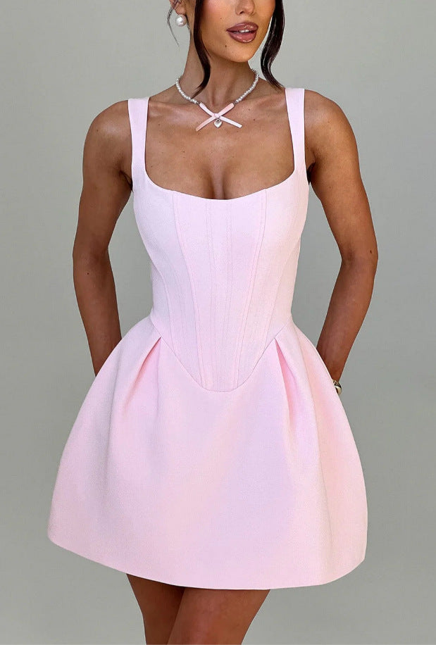 Ladies Chic Ball Dress with Structured Top and Flared Skirt Ivyshape