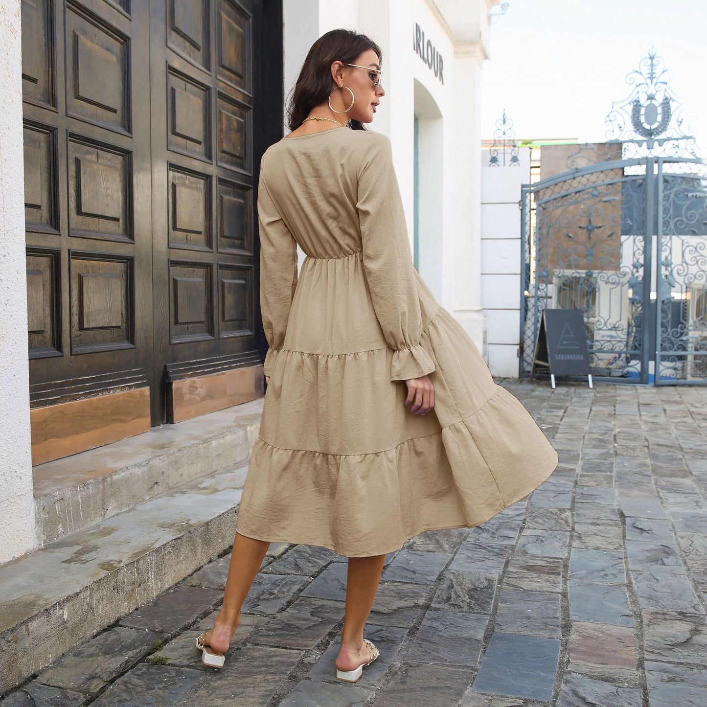 Ladies' midi dress with ruffles and long sleeves Ivyshape