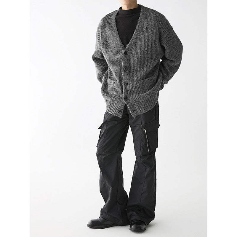 Men's chunky knit cardigan with practical pockets and stylish design Ivyshape