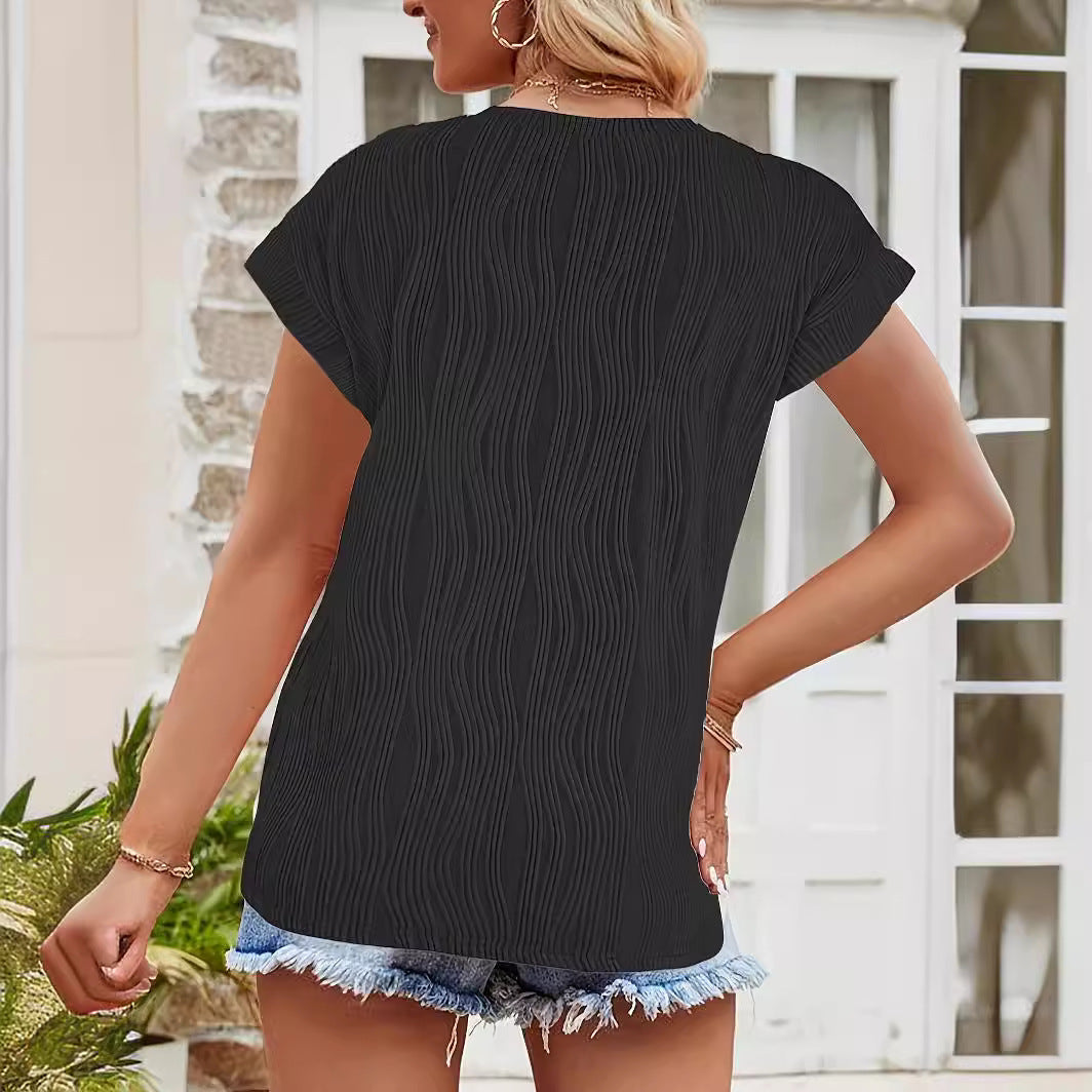 Women Elegant top with textured wave pattern and elastic hem Ivyshape