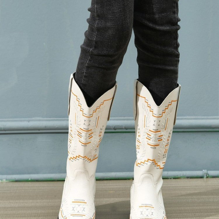 Women’s cowboy boots with intricate embroidery Ivyshape