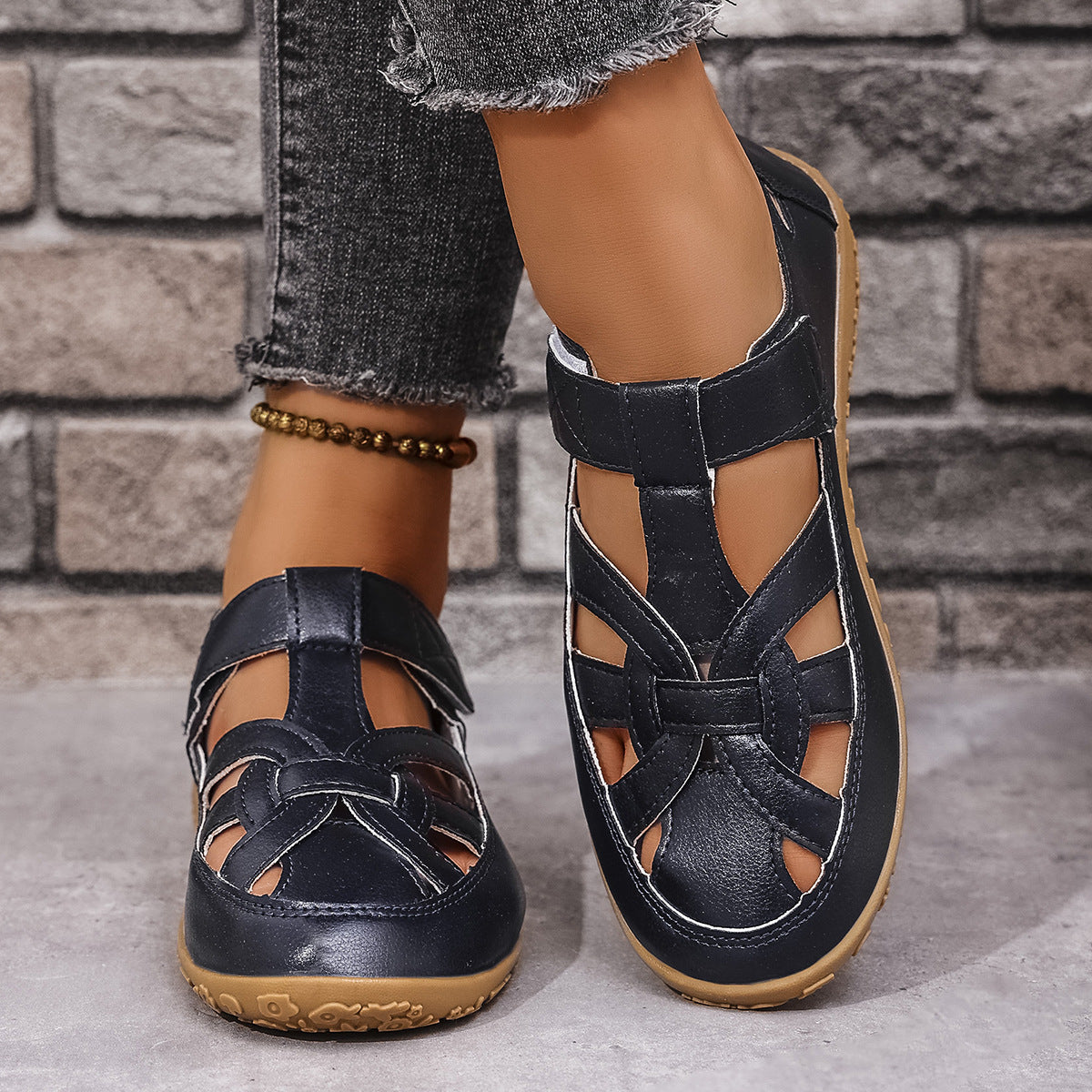 Women's casual shoes with adjustable strap design and non-slip sole Ivyshape