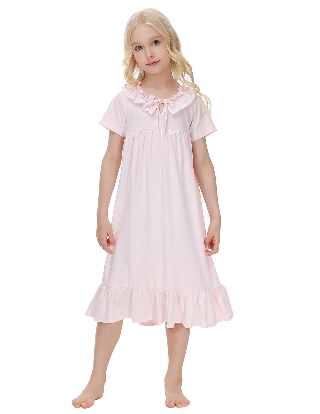 Ladies nightgown with ruffle details and loose fit Ivyshape