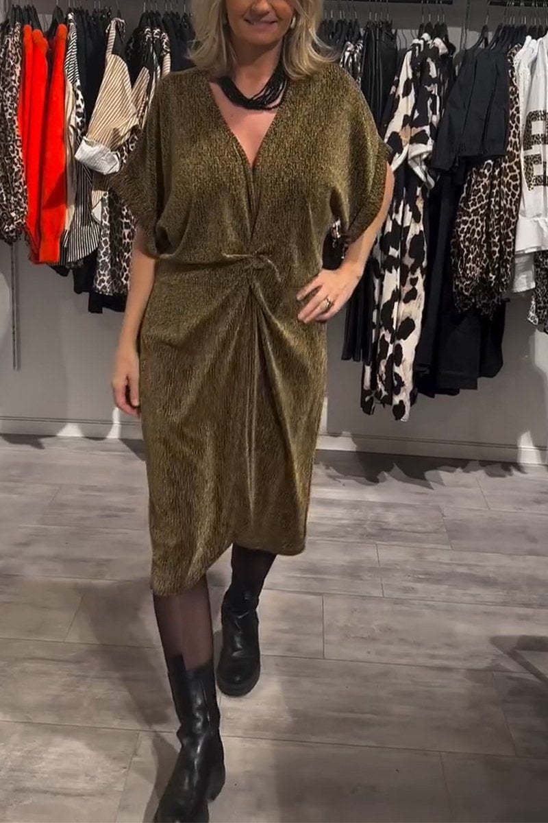 Women Elegant Wrap Dress with Textured Fabric and Waist Belt Ivyshape