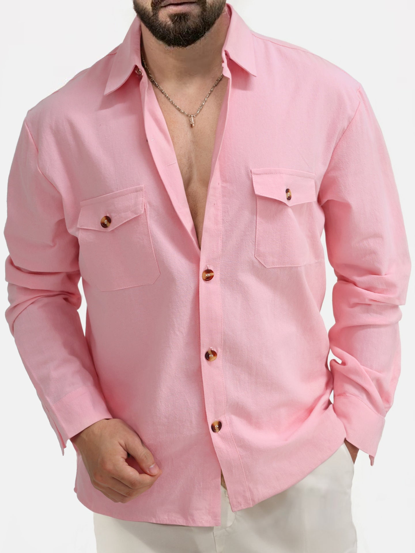 Men's casual shirt with modern buttons and practical chest pockets Ivyshape