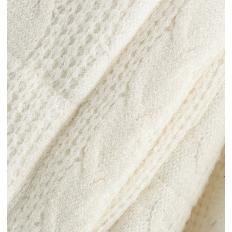 Women's softshell jacket in a casual design with an elegant stand-up collar and practical zipper Ivyshape