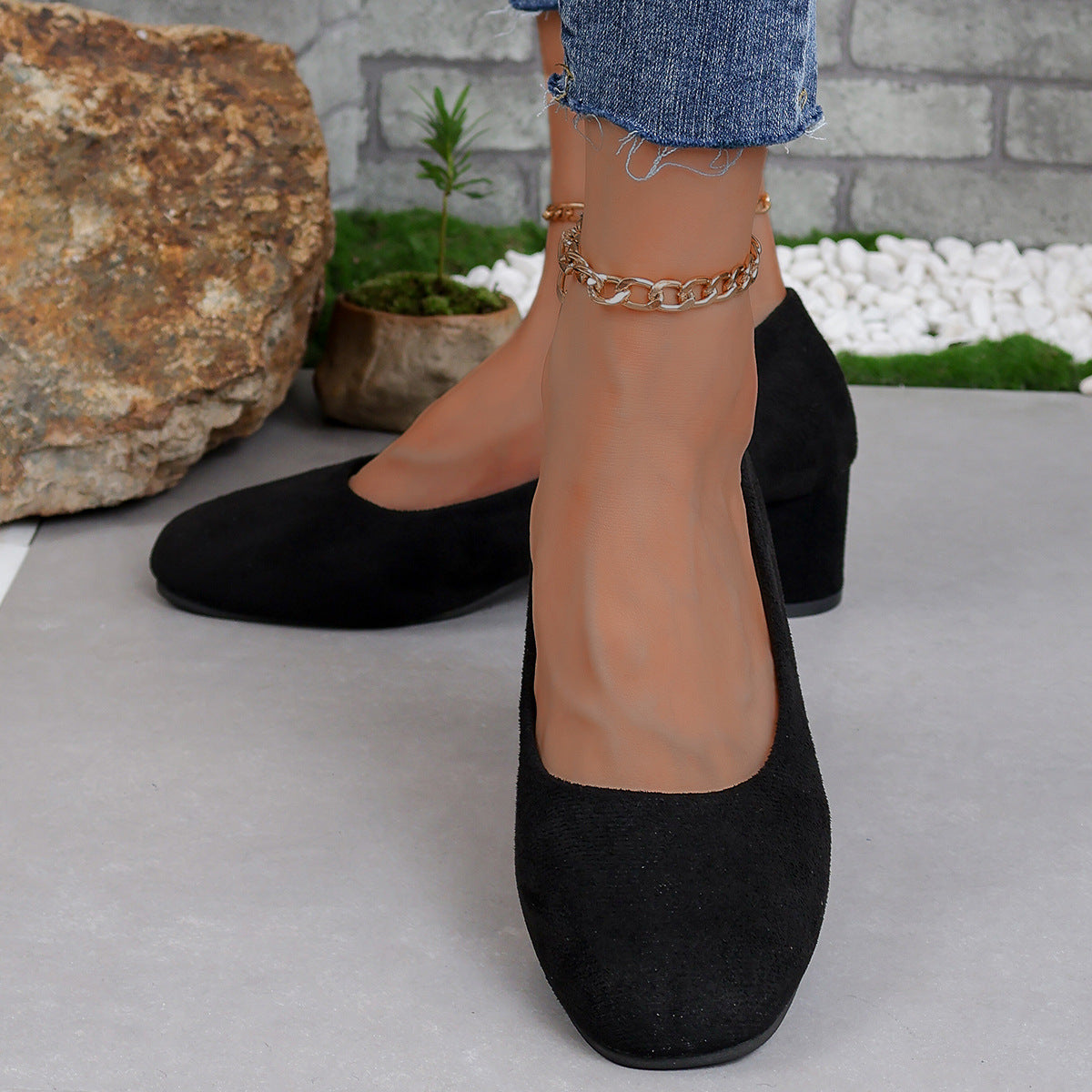 Ladies Elegant Pumps with comfortable insole and stable heel height Ivyshape