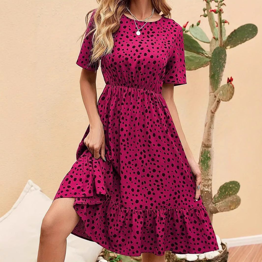 Ladies casual cotton dress with voluminous skirt and dots Ivyshape