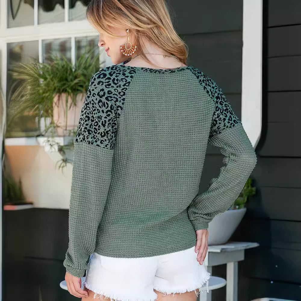 Ivyshape | Leopard Print Knit Base Shirt