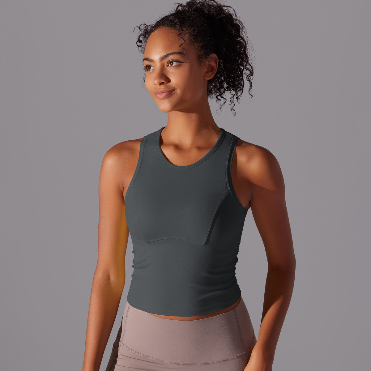 Women’s Sport-Sport Top with innovative fit, elastic material and breathable properties Ivyshape