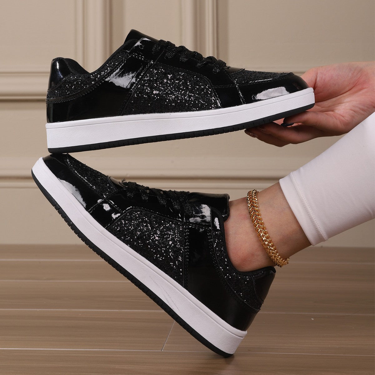 Ladies Glittering Sneakers Ivyshape