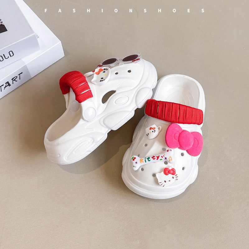 Ladies summer clogs with playful design and elastic strap Ivyshape