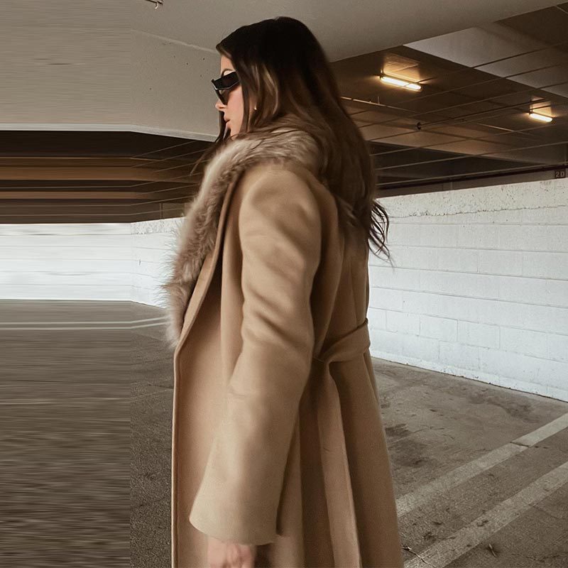 Women Elegant Trench Coat with Cozy Faux Fur Collar and Adjustable Belt Ivyshape