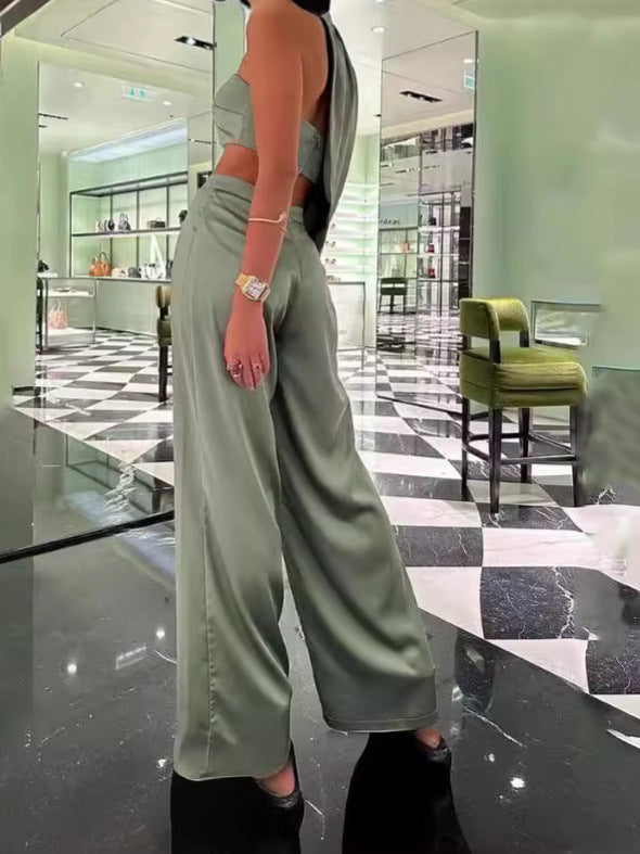 Women Stylish Two-Piece Outfit with Cropped Top and Silk Finish Ivyshape