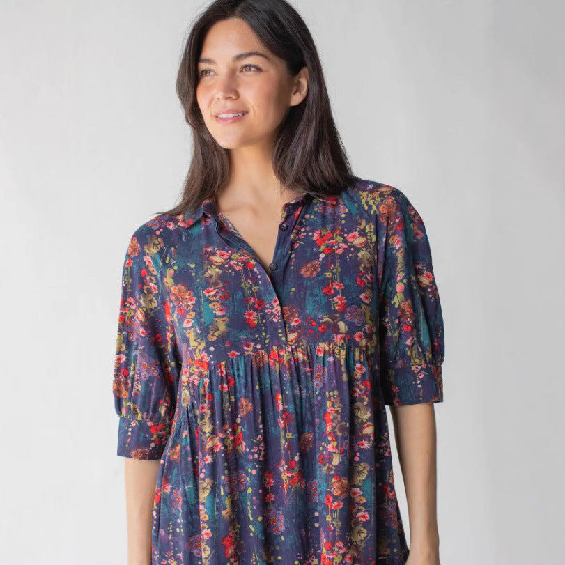 Ladies airy summer dress with floral design and practical pockets Ivyshape