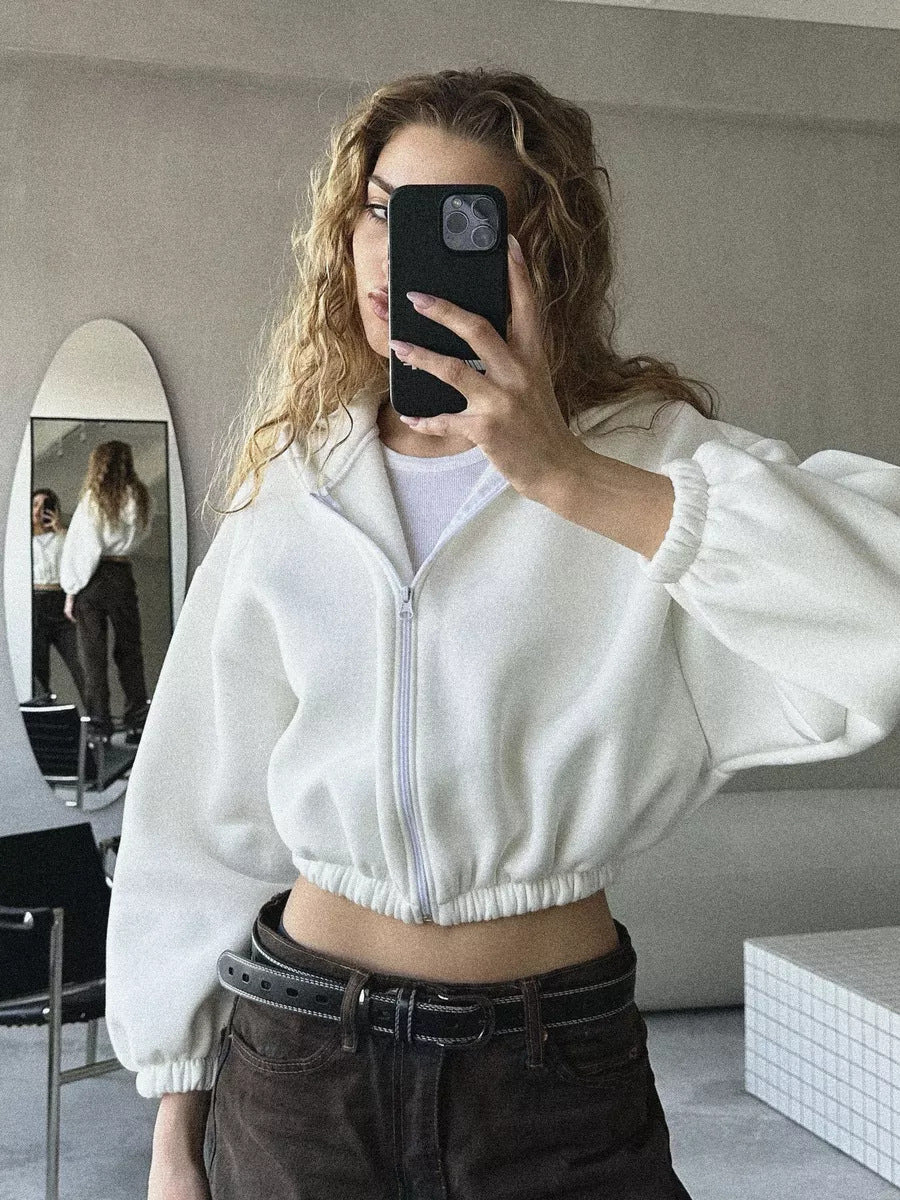 Women's cropped hoodie with oversized sleeves Ivyshape