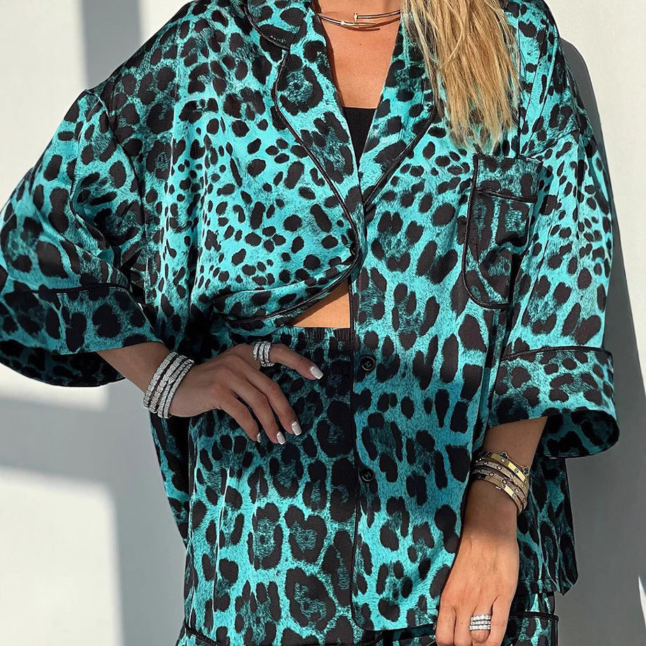Women Satin Short Sleeve Blouse with Leopard Print and Casual Cut Ivyshape
