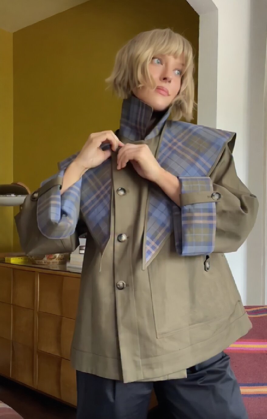 Women Fashionable Jacket with Extraordinary Collar and Unique Design Ivyshape