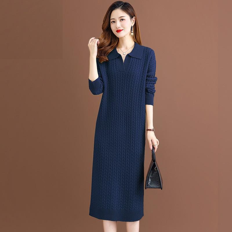 Women's knit dress with classic polo collar and fine cable pattern Ivyshape