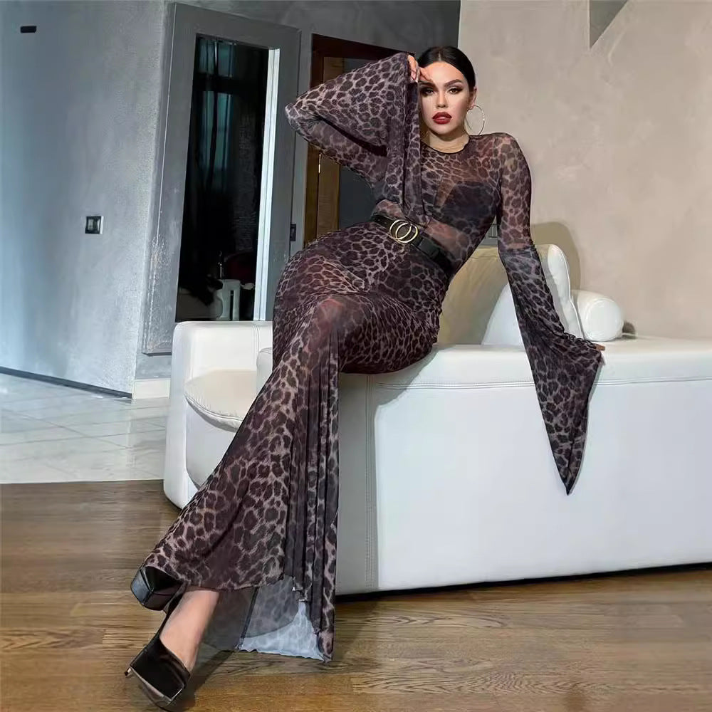 Women Elegant shimmering maxi dress with long sleeves and leopard print Ivyshape