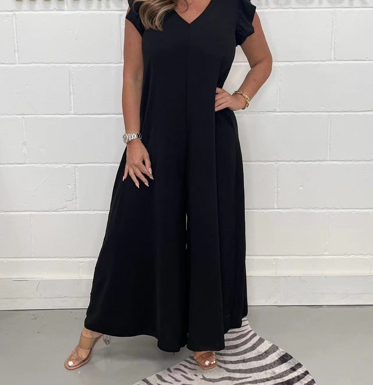Women's casual jumpsuit with flowing cut and V-neck Ivyshape
