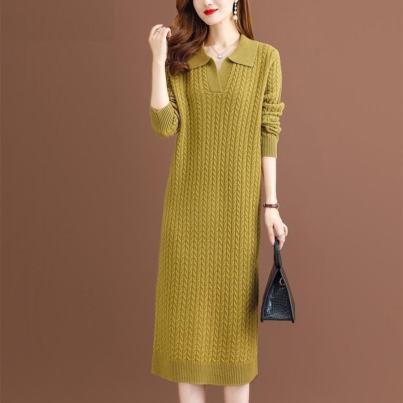 Women's knit dress with classic polo collar and fine cable pattern Ivyshape