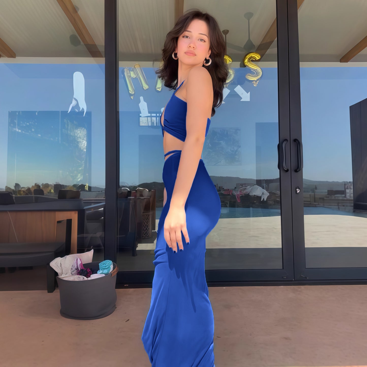 Women Elegant Maxi Dress with sophisticated gathering element and sexy back cutout Ivyshape